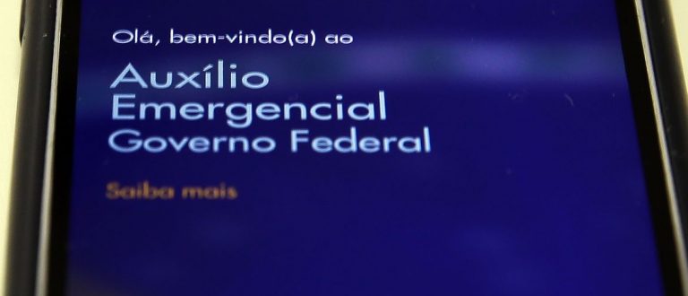 Nascidos em dezembro recebem auxílio emergencial neste domingo