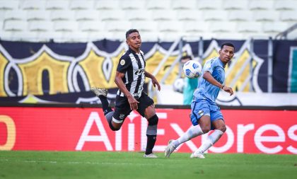 Na estreia no Brasileirão, Grêmio é superado pelo Ceará