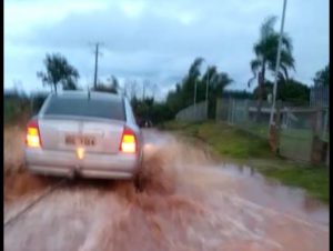 Estrada da Guajuvira vira um caos para os moradores