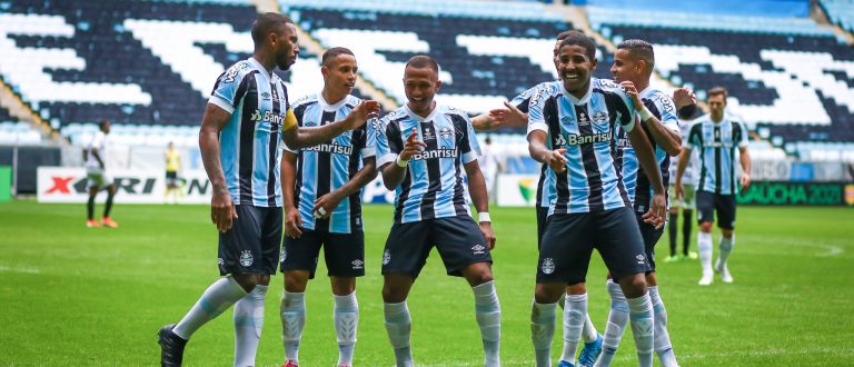 Grêmio goleia o Santa Cruz e é bicampeão da Recopa Gaúcha