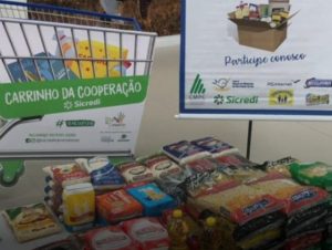 Campanha de arrecadação de alimentos mobiliza Sicredi Centro Leste RS