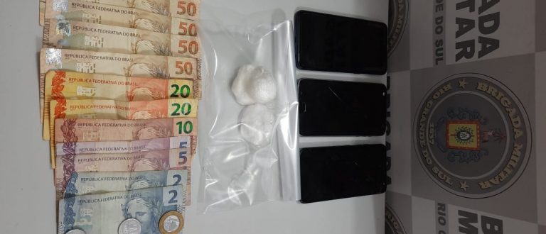 Piquiri: BM prende quatro por tráfico de drogas