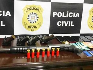 Polícia Civil prende oito envolvidos em ataque a ônibus de excursão