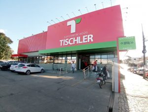 Filial Tischler da Duque ganha revitalização e novo serviço