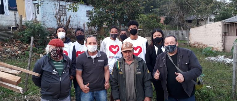 Morador do Bairro Santo Antônio que perdeu casa em incêndio é socorrido pela Prefeitura