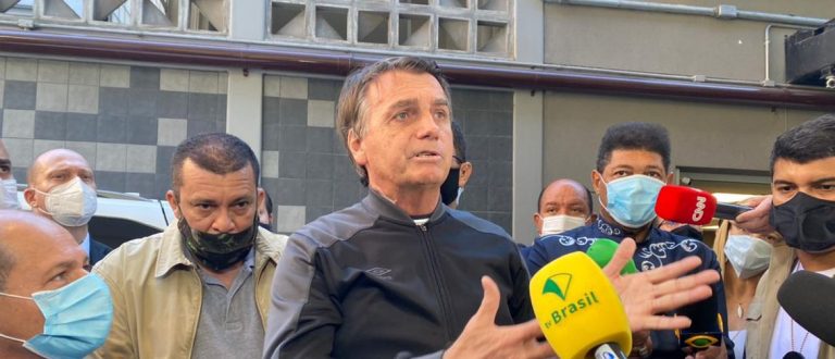 Presidente Jair Bolsonaro recebe alta médica