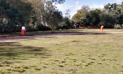 Apenados de Cachoeira do Sul realizam limpeza e manutenção de espaços públicos