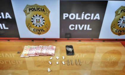 São José: Polícia detém mulher com maconha, cocaína, dinheiro e celular