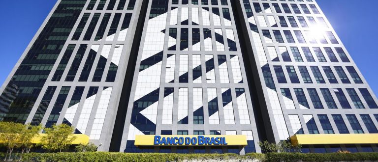 Inscrições para concurso do Banco do Brasil terminam hoje