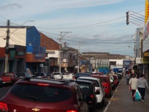 Liberação dos domingos traz alento ao comércio