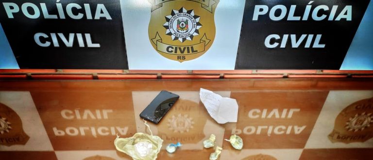 Polícia apreende porções de cocaína e maconha no Promorar