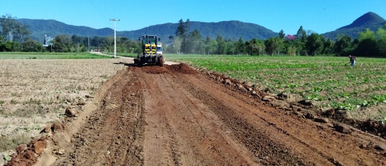 Paraíso do Sul concentra reparos nas estradas do interior