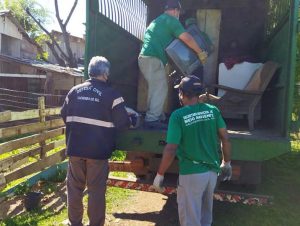 Cheia do Jacuí: Defesa Civil remove quatro famílias