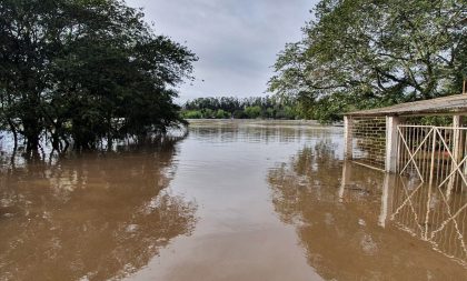 Águas do Jacuí sobem e Defesa Civil fica em alerta em Cachoeira