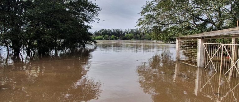 Águas do Jacuí sobem e Defesa Civil fica em alerta em Cachoeira