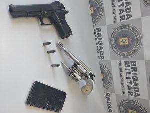 Barcelos: BM prende homem por violência doméstica e posse irregular de arma