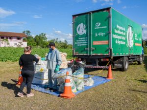 Região tem coleta itinerante de embalagens vazias de agrotóxicos