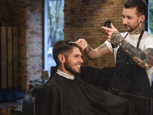 Senac tem vagas para aula experimental de Cortes Masculinos e Design de Barba