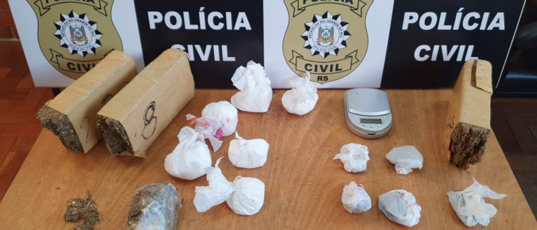 Fátima: Polícia prende dupla com cocaína, maconha e celulares