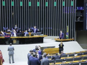 Câmara aprova em segundo turno texto-base da PEC dos Precatórios