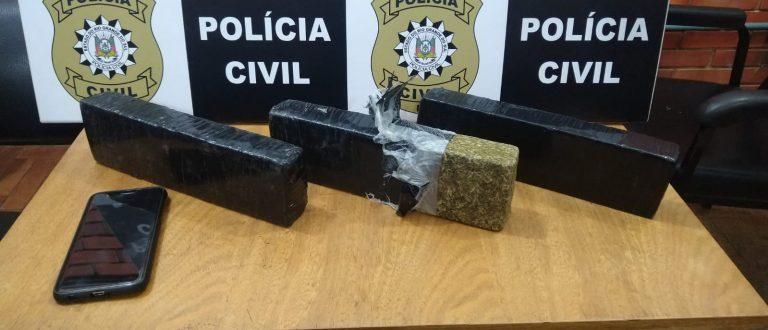 Polícia apreende mais de 2 quilos de maconha na Santos Filho