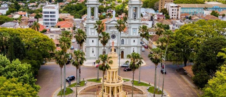Catedral Nossa Senhora da Conceição entre as mais belas do RS