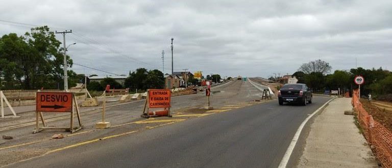 Pantano Grande: Dnit libera trânsito em parte de viaduto da BR-290