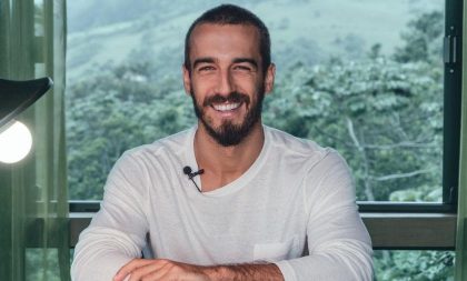 Entrevista com Carlo Guaragna, referência gaúcha no yoga e na meditação