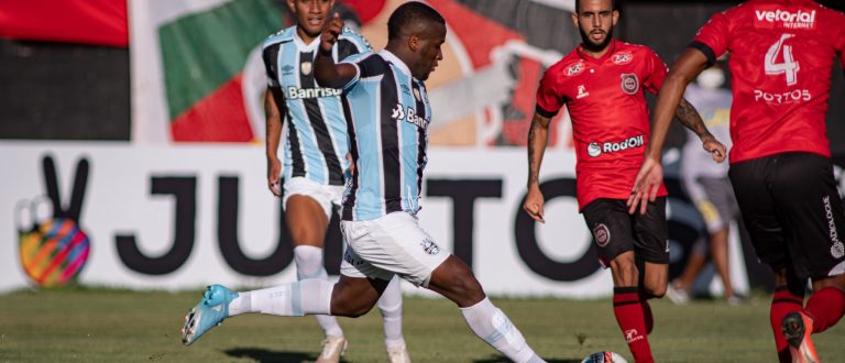 Grêmio empata em 1 a 1 com o Brasil de Pelotas, no Bento Freitas