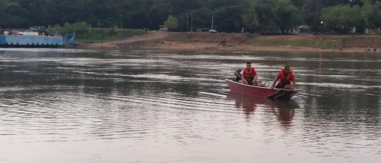 Bombeiros buscam jovem que desapareceu nas águas do Rio Jacuí