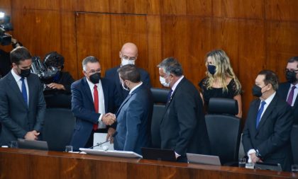 Petista Valdeci Oliveira é eleito presidente da Assembleia Legislativa