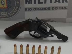 Disparo no Centro: BM prende homem por porte de arma de fogo