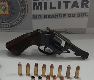 Disparo no Centro: BM prende homem por porte de arma de fogo