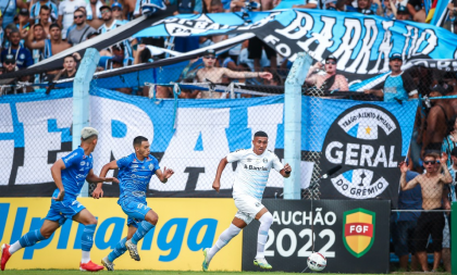 Grêmio corre atrás para buscar empate com Novo Hamburgo