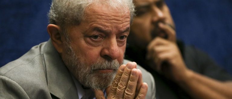 Pessimismo com economia cresceu após a posse de Lula