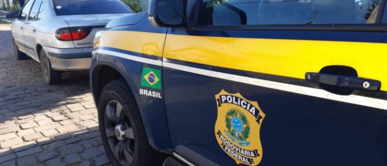 PRF detém motorista que fazia zigue-zague na BR-471