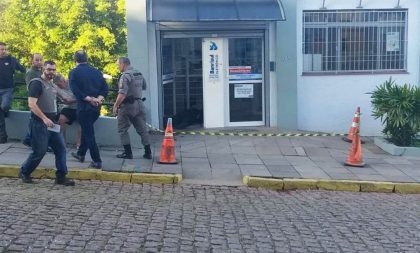 Bandido morre em assalto a banco com reféns em Santana da Boa Vista