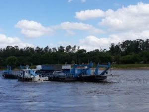 Rio Jacuí sobe e Balsa Deusa do Jacuí suspende suas atividades