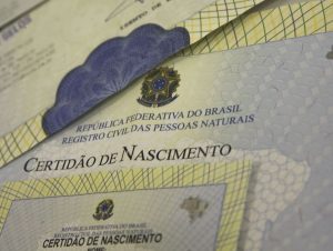 Justiça determina que cartórios passem a aceitar termo não binário em registros civis