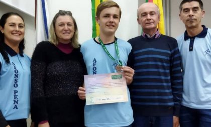 Paraíso do Sul: Eduardo Müller é medalhista da 16ª Olimpíada de Matemática das Escolas Públicas