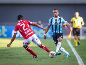 Grêmio só empata sem gols e torcida já pede Renato de volta