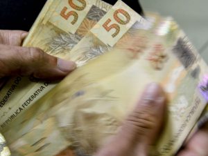 Confirmado salário mínimo de R$ 1.320 em maio