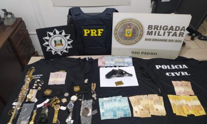 PRF e BM prendem na 290 assaltantes após roubo a joalheria