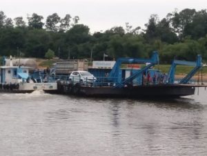 Balsa suspensa por causa do nível do Rio Jacuí