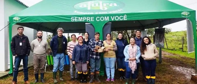 Projeto Flores para Todos realiza ações de extensão em Cachoeira do Sul