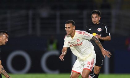 Inter vence com gols no fim da partida contra Bragantino