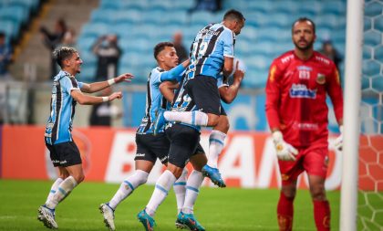 Com gols de Diego Souza e Janderosn, Grêmio vence Novorizontino na Arena