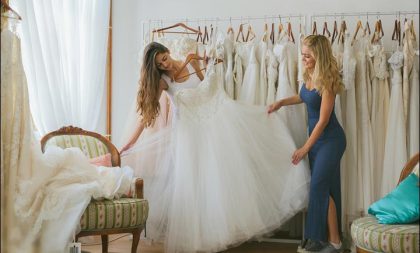 Casamento: vestido de noiva transparente é tendência