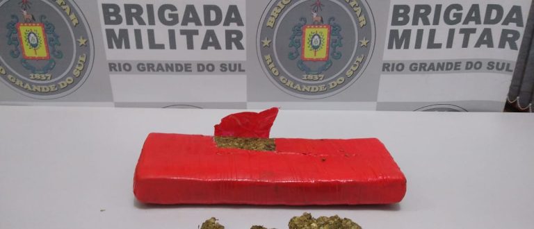 Maconha, crack, balança e lâmina: BM prende homem por tráfico no Barcelos