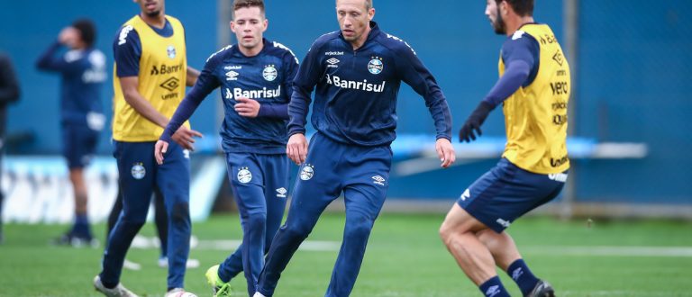 Grêmio intensifica treinamentos visando próxima rodada do Brasileiro